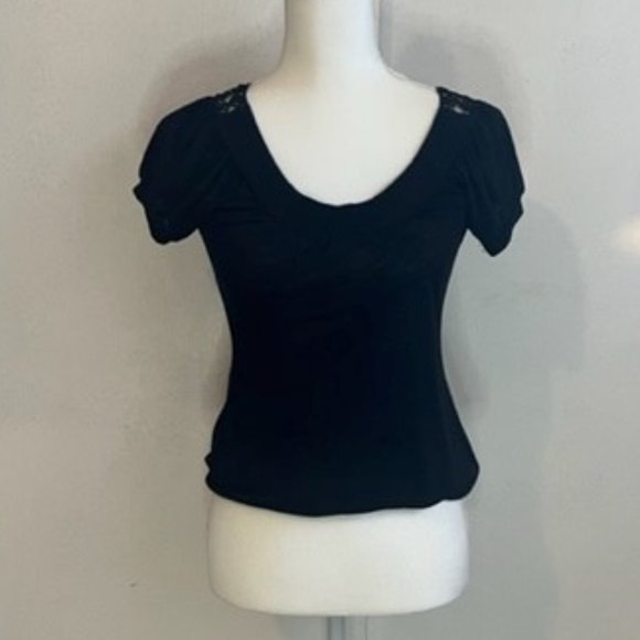 Energie Top with Cute Emboidered Back Black Size S - Picture 4 of 7